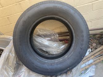1 Tire - Good Year Eagle RS-A - P 265 60 17 - 17” inch