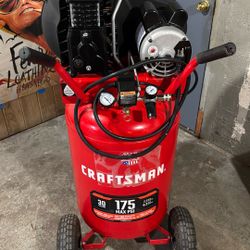 CRAFTSMAN 30-Gallon Portable Electric 175 PSI Vertical Air Compressor
