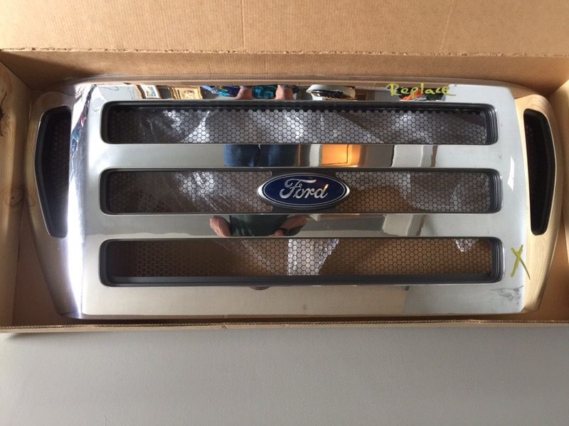 Ford F650 F750 2003 & up Chrome Grille 3571803C96