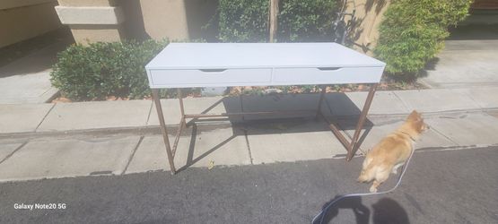White Desk with chair