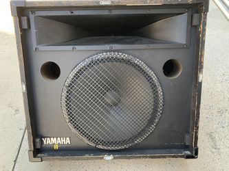 Yamaha 2115H speaker stage monitors 2 Available 