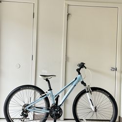 Trek Skye Series Mountain Bike 26”