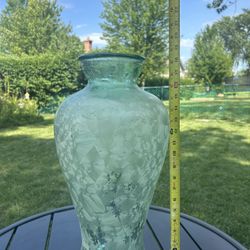 18.5 Inch Translucent Emerald Vase