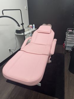 Adjustable Lash Bed