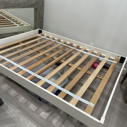 West Elm Queen Platform Bed 