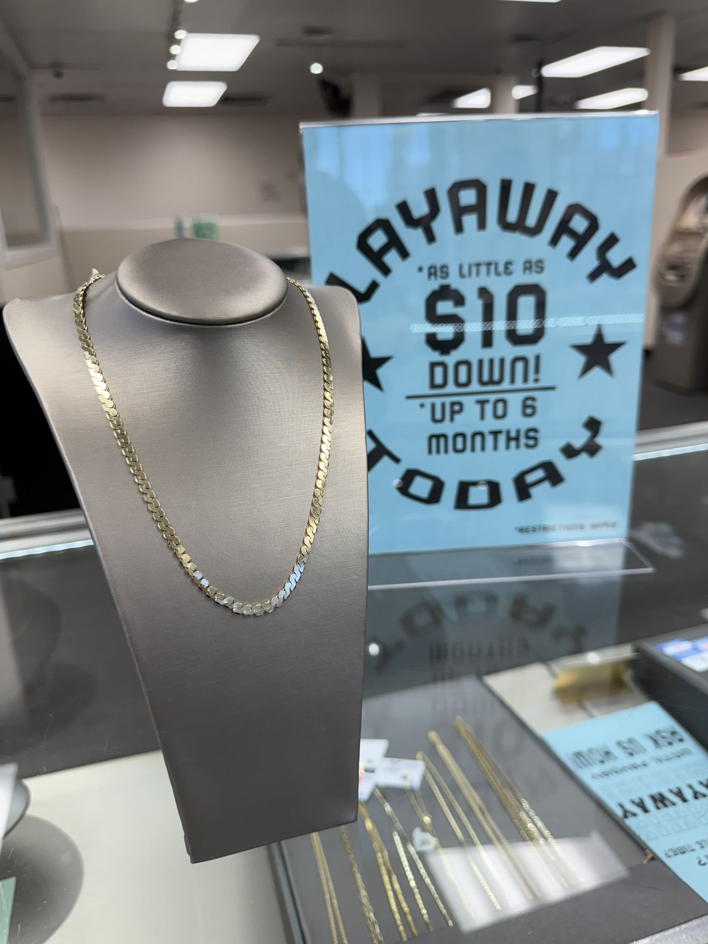Great 14k Gold Serpentine Chain $1350