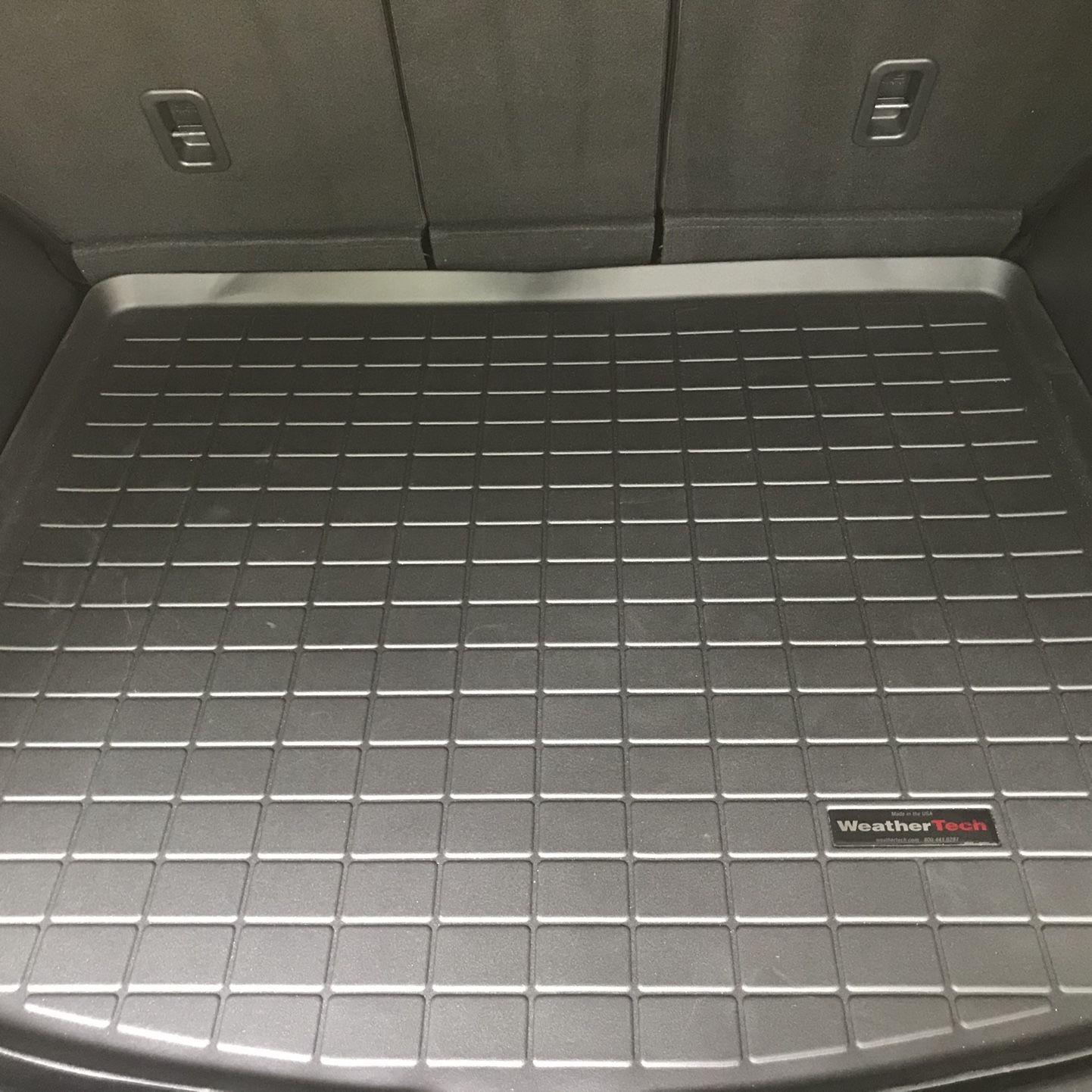 Cargo tray