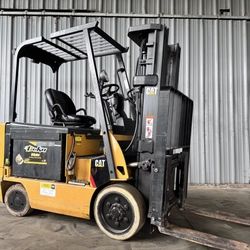 CAT 5500 lb Electric Forklift