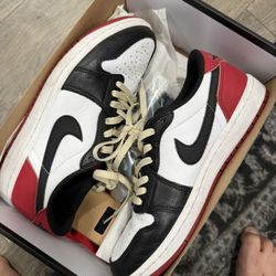 Nike Air Jordan 1 OG Low - White/Black/Red (BLACK TOE).   Size US MEN 7.5