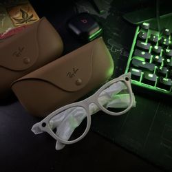 Ray-Ban Meta Skyler Smart Glasses Gray Style # RW4010