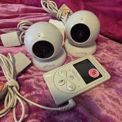 LEVANA WIRELESS BABY MONITOR W/ 2 CAMERAS