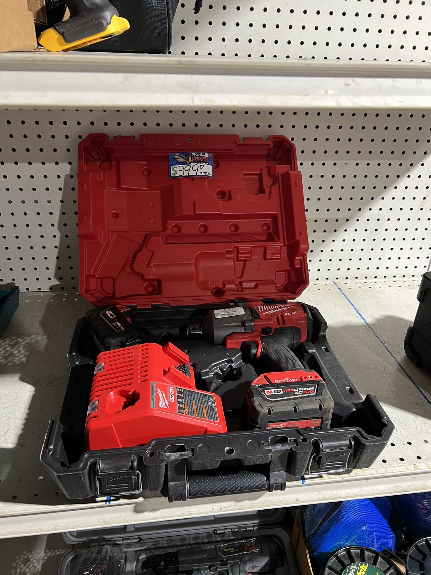 Milwaukee Fuel 3/4” impact wrench comes with battery / charger and case. Pick up only 