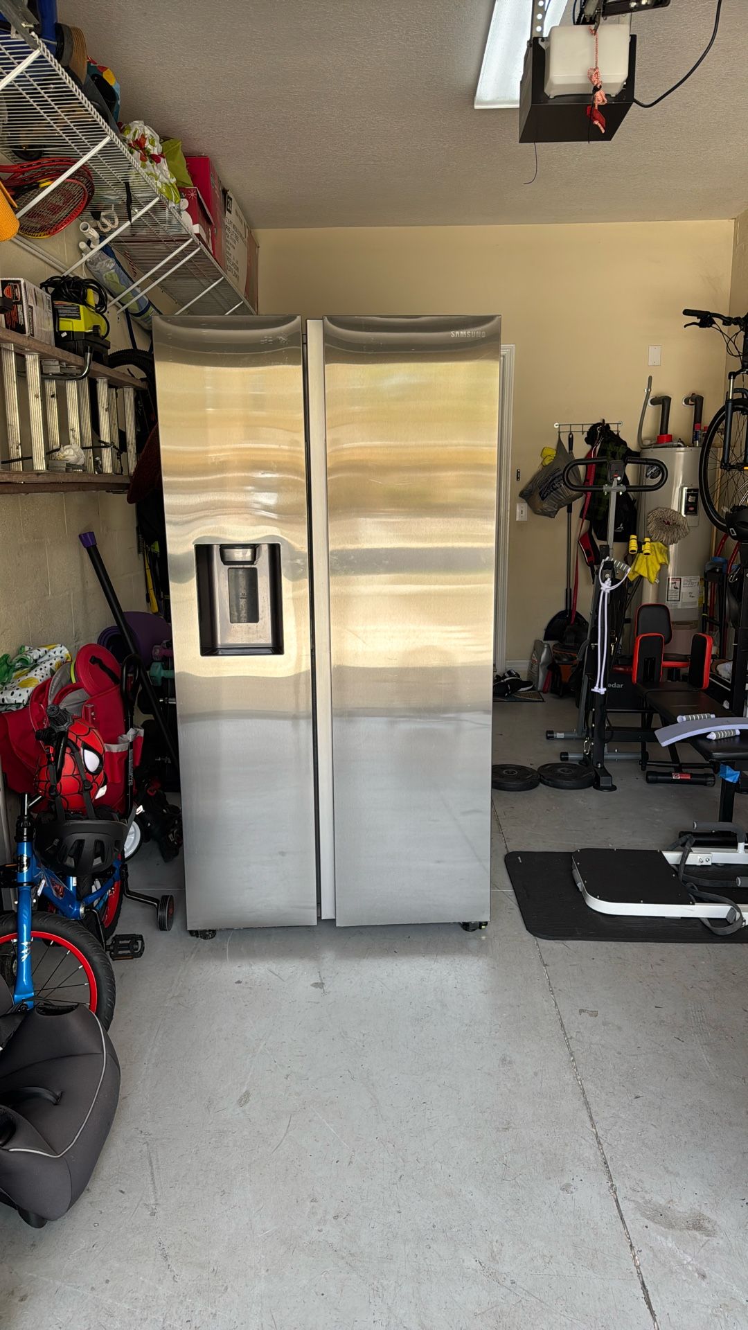 Refrigerator