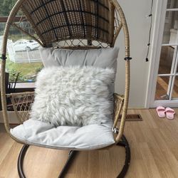 Egg Chair 