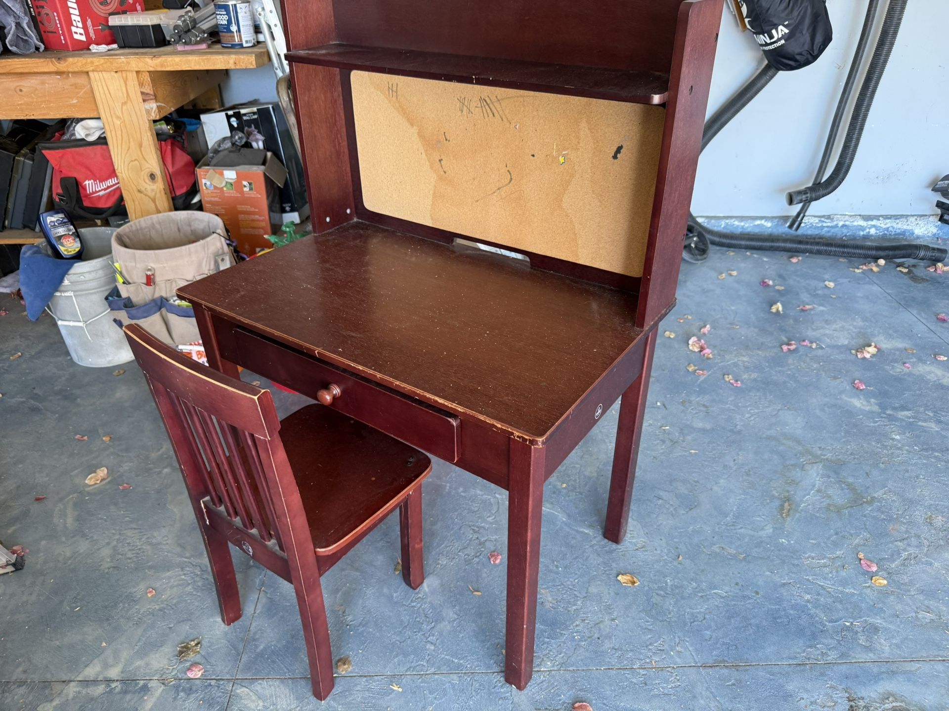 Kid Kraft Desk And Chair Free