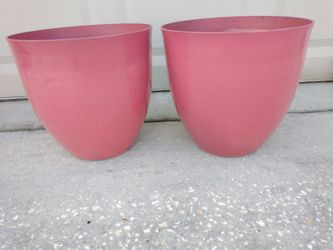 Plastic Pots Set Of 2