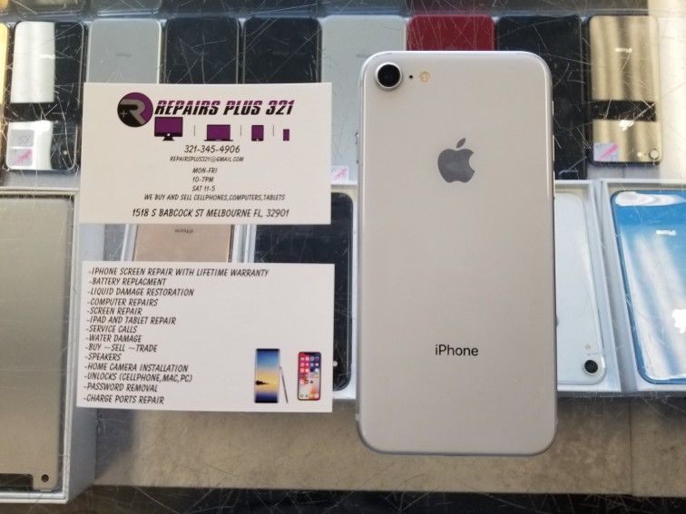 Unlocked White iPhone 8 64gb