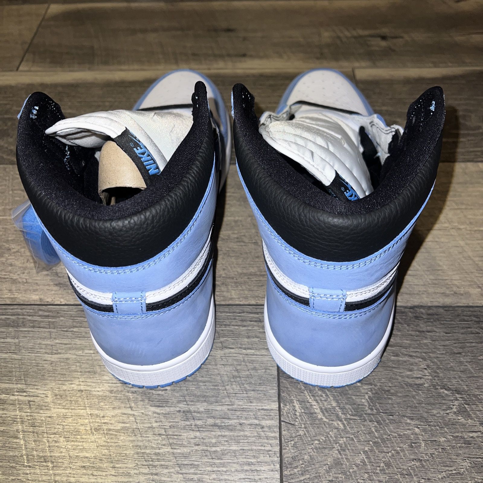 JORDAN 1 HIGH UNIVERSITY BLUE SIZE 11 NEW