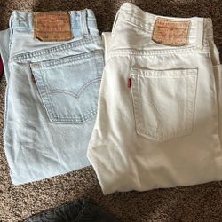 Women’s Levi’s 