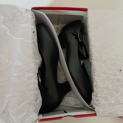 Black 1 inch girls heels