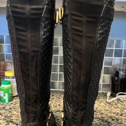 Like New Vince Camuto Boots