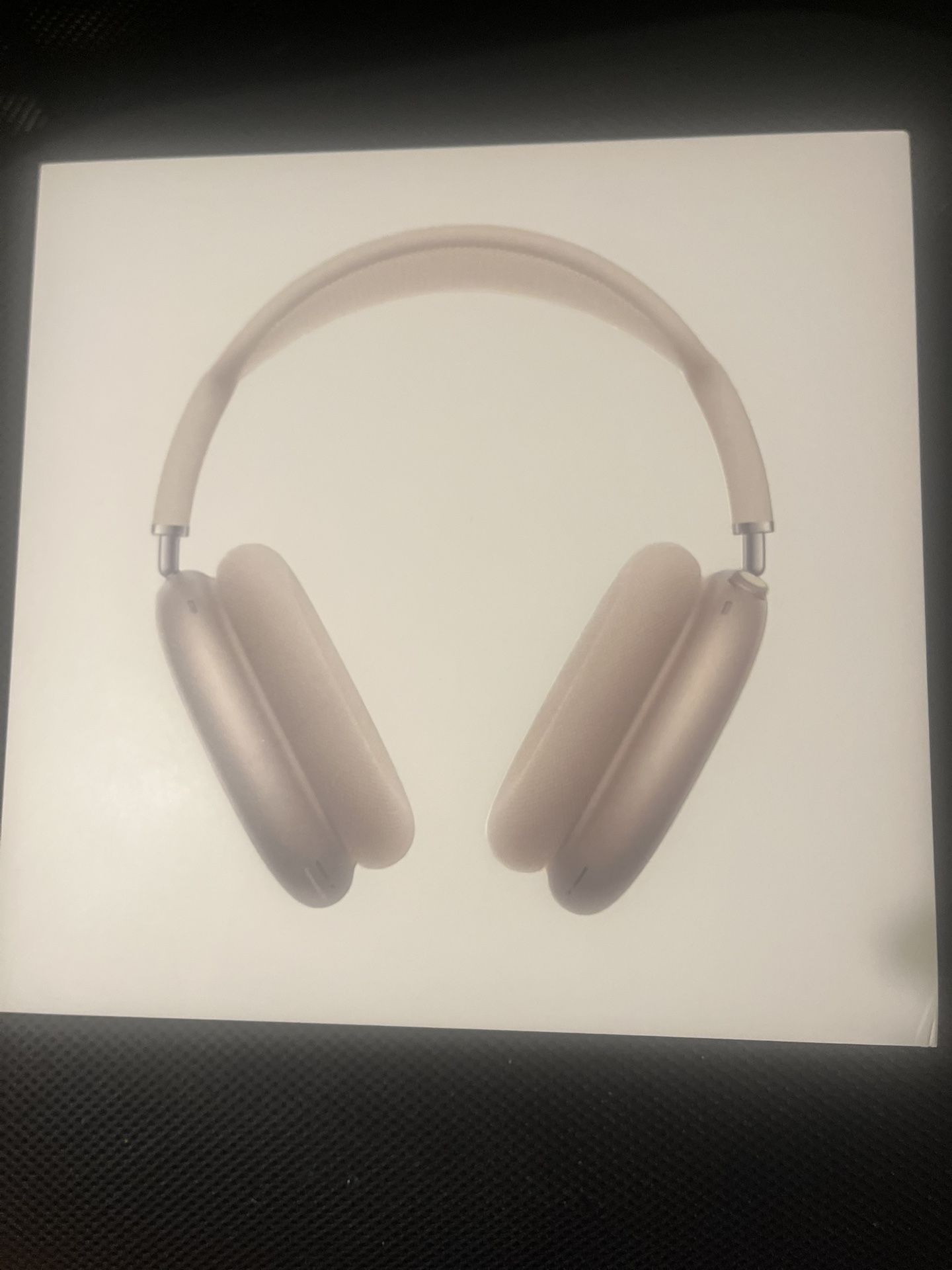 airpod max *white*