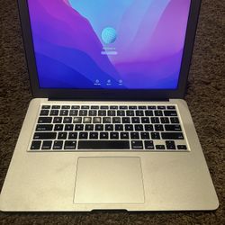 Apple MacBook Air - 13” - 2017