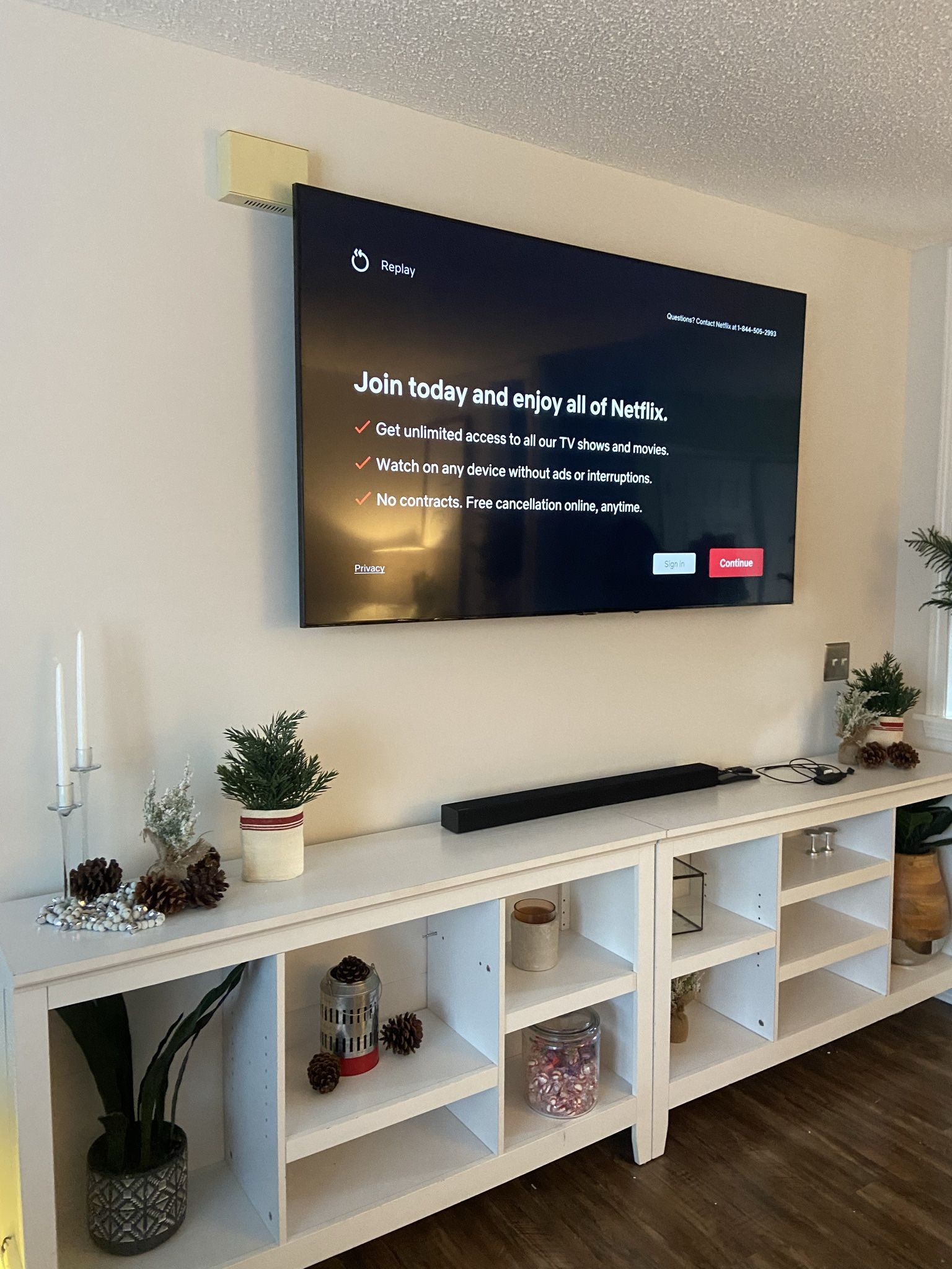 TV mounting Installation
