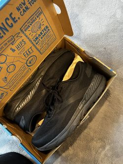 Size 13 Brooks Beast GTS