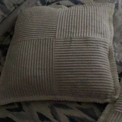 2 White Toss Pillow Covers