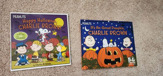 ​Set of 2 Peanuts Halloween children's books