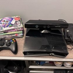 Xbox 360 S W/ Kinect 5 Games Controller