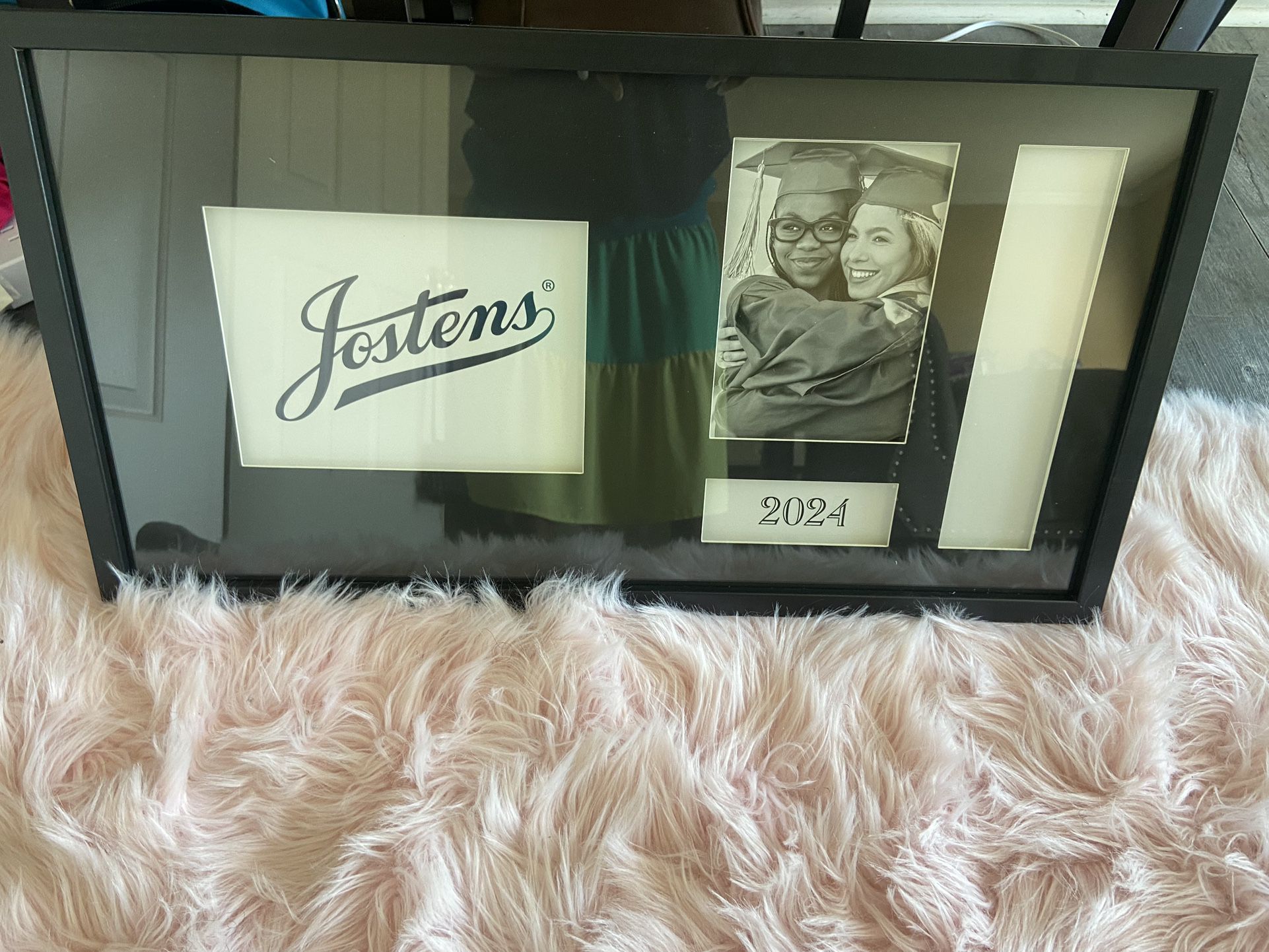 Jostens’s senior picture frame brand new