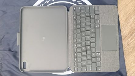 iPad keyboard case