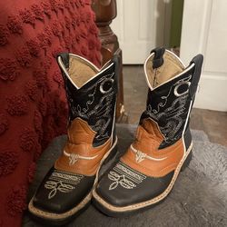 Kids boots