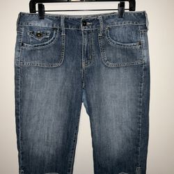Women’s APT 9 Blue Jeans Shorts - SIZE 10