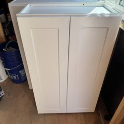 24” White Shaker Cabinet