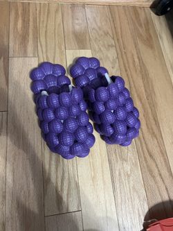 Slippers Slides Shoes Womens Size 5-6 New $25