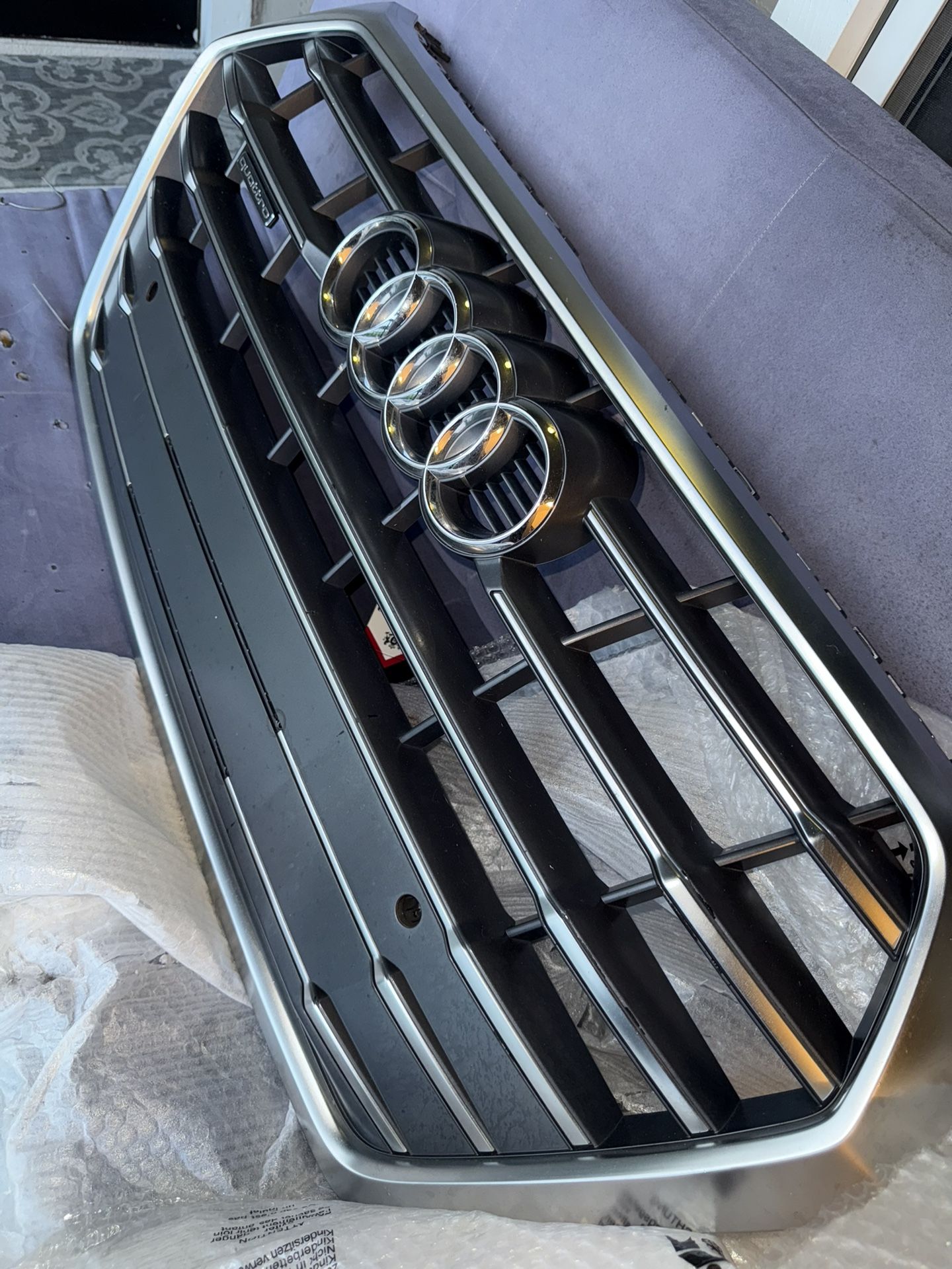 Audi Q5 Grill