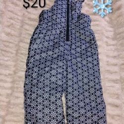 FIRM IN MERCED‼️GIRLS SNOWBIB SIZE 2 YEARS