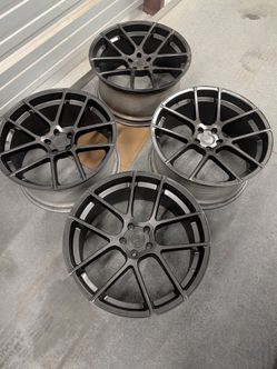 Avant Garde M510 21x10.5 5x112 +43 offset