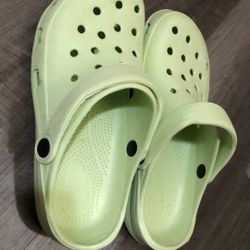 Women Croc