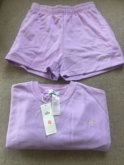 Alo Lavender Sweatshirt & Shorts Set – Size M