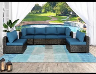7-Piece Outdoor Patio Sectional Set with Fire Pit Table – Like New
