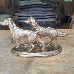 Sturdy Cast Aluminum Hunting Dogs On Point, Great Condition. $10.00.