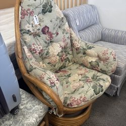 Rattan Swivel Chair