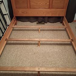 Queen Headboard, Footboard & Frame