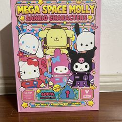 Mega Space Molly Sanrio Characters 400%