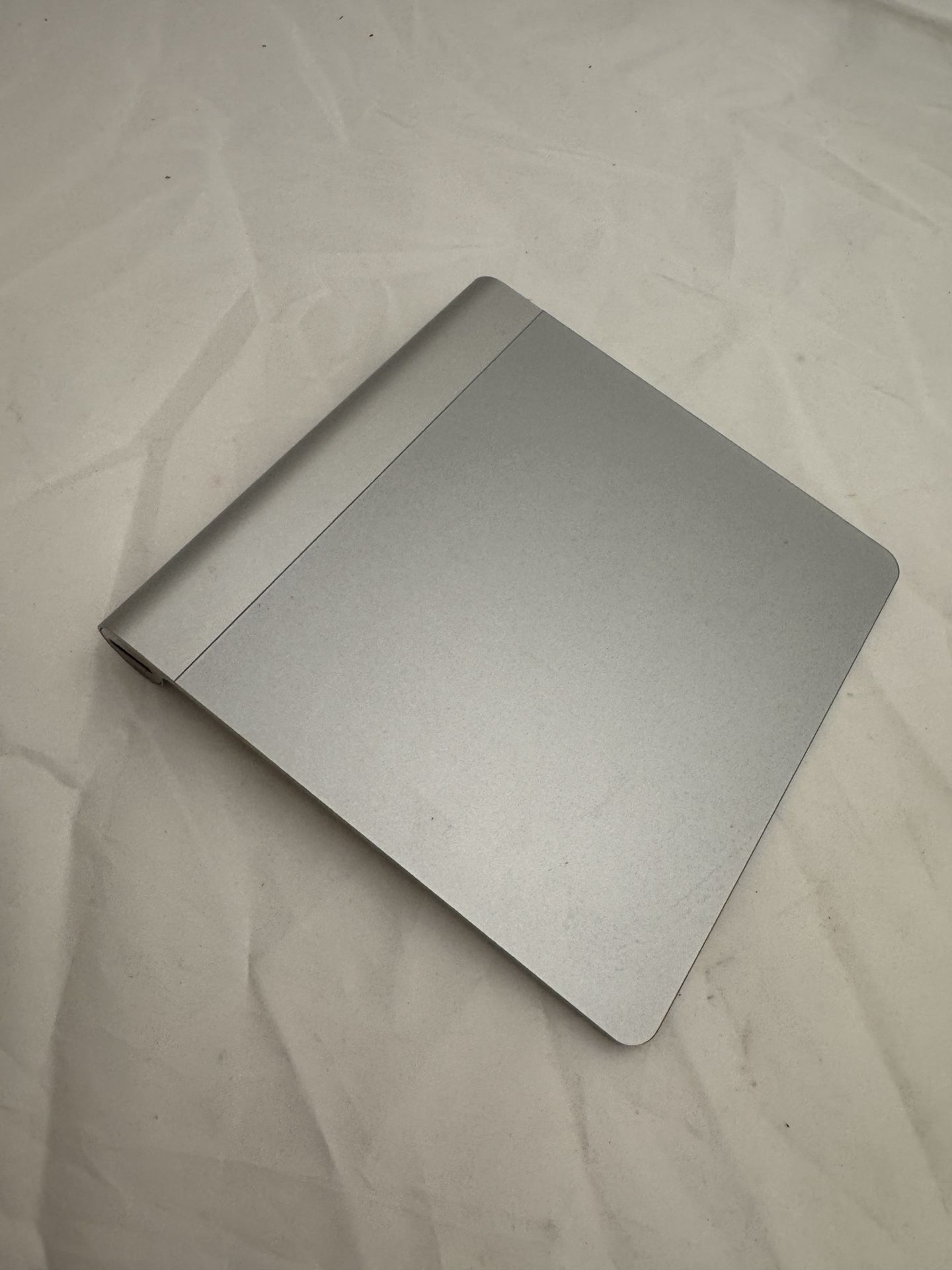 Apple Magic Trackpad Wireless Mousepad - Silver A1339 Tested Working