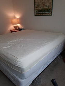 King size Bed Set Twin Boxes and Mattress